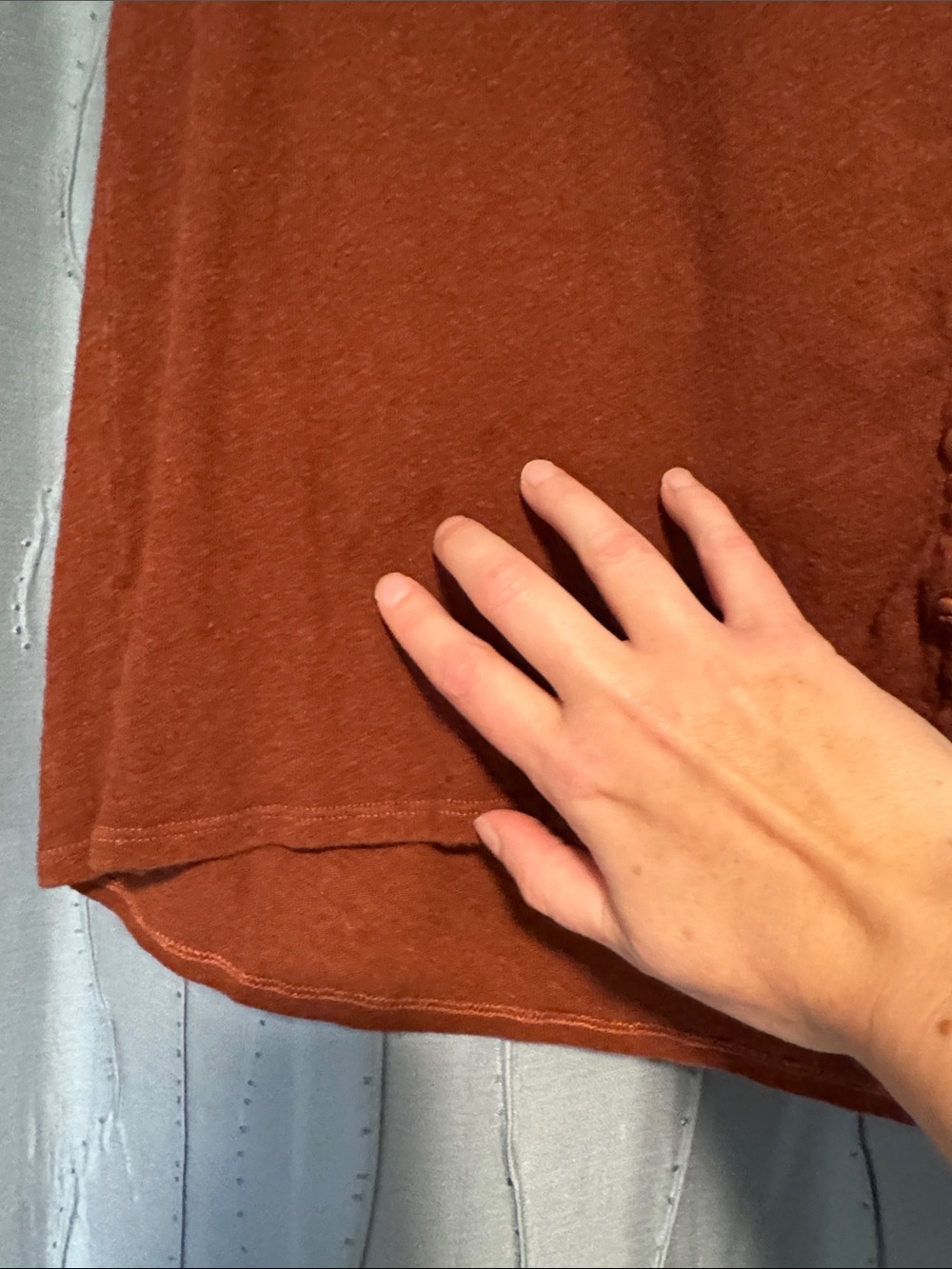 Sezane Casual V-Neck Button-Front Women’s Top - Rust XXL - Picture 3 of 5